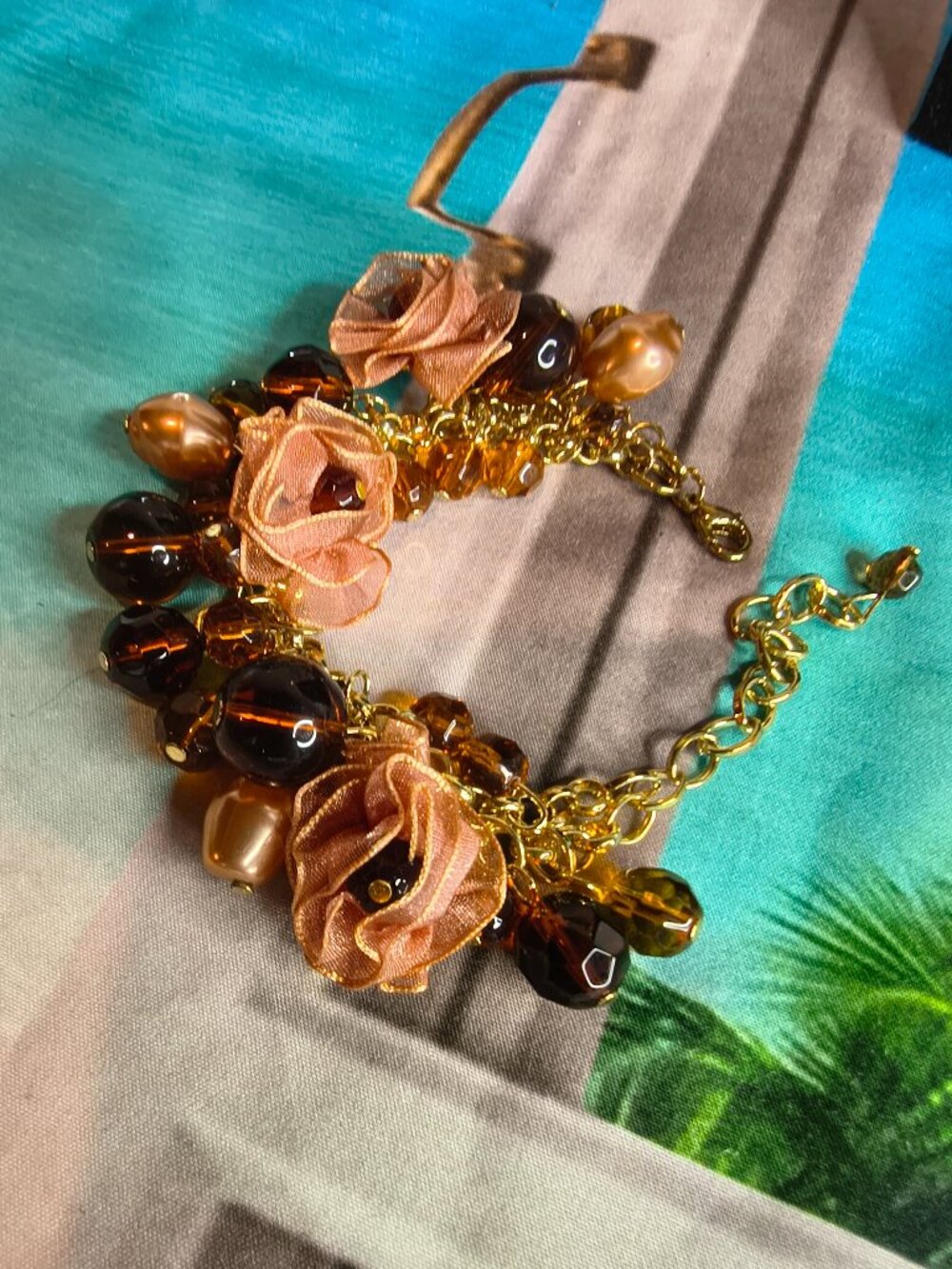 Gold Tone Lace Flowers and Glass Beaded Bracelet